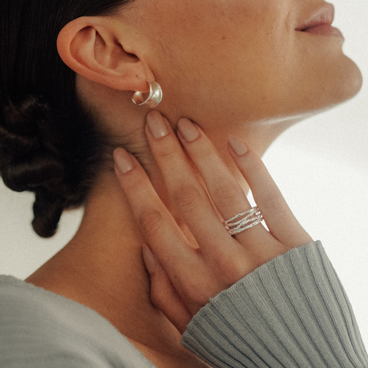 【Shapes Studio】Silver Concave Stud Hoopピアス Concave Stud Hoop Earrings [Sterling Silver] – Shapes Studio