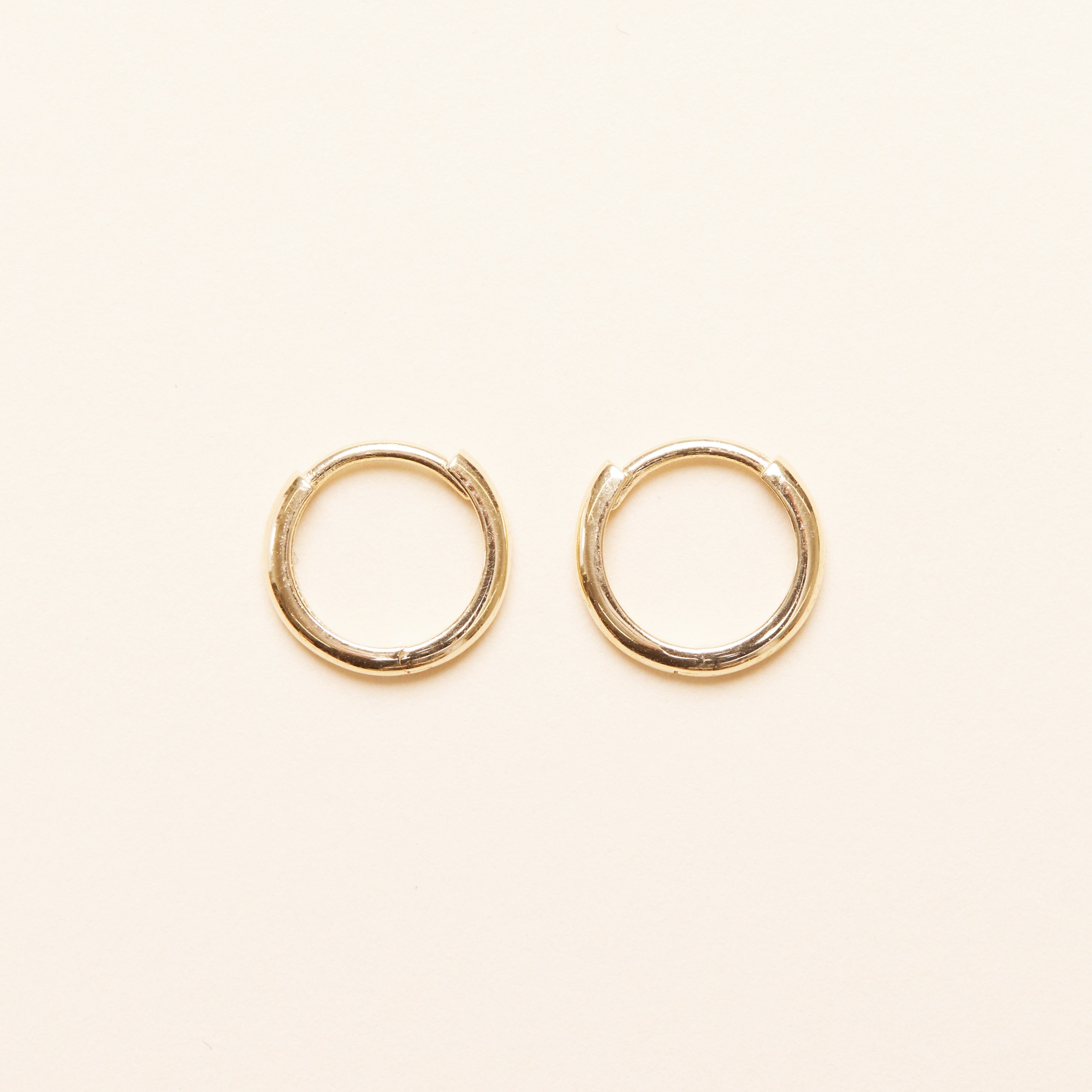 Simple Hoops [10K Solid Gold]