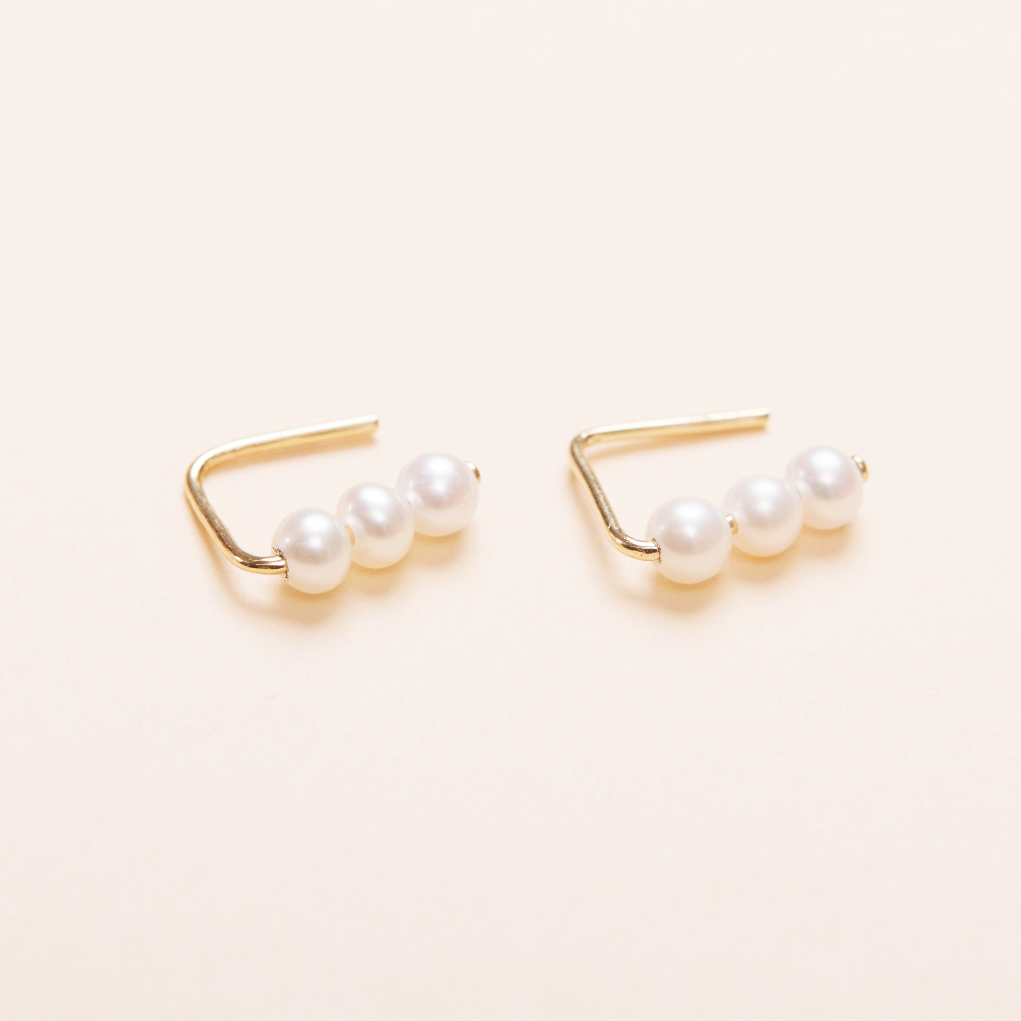 Solid Gold Stud Earrings - Pearl Round Shape Earring for Girls R (18k) by Pearde Design