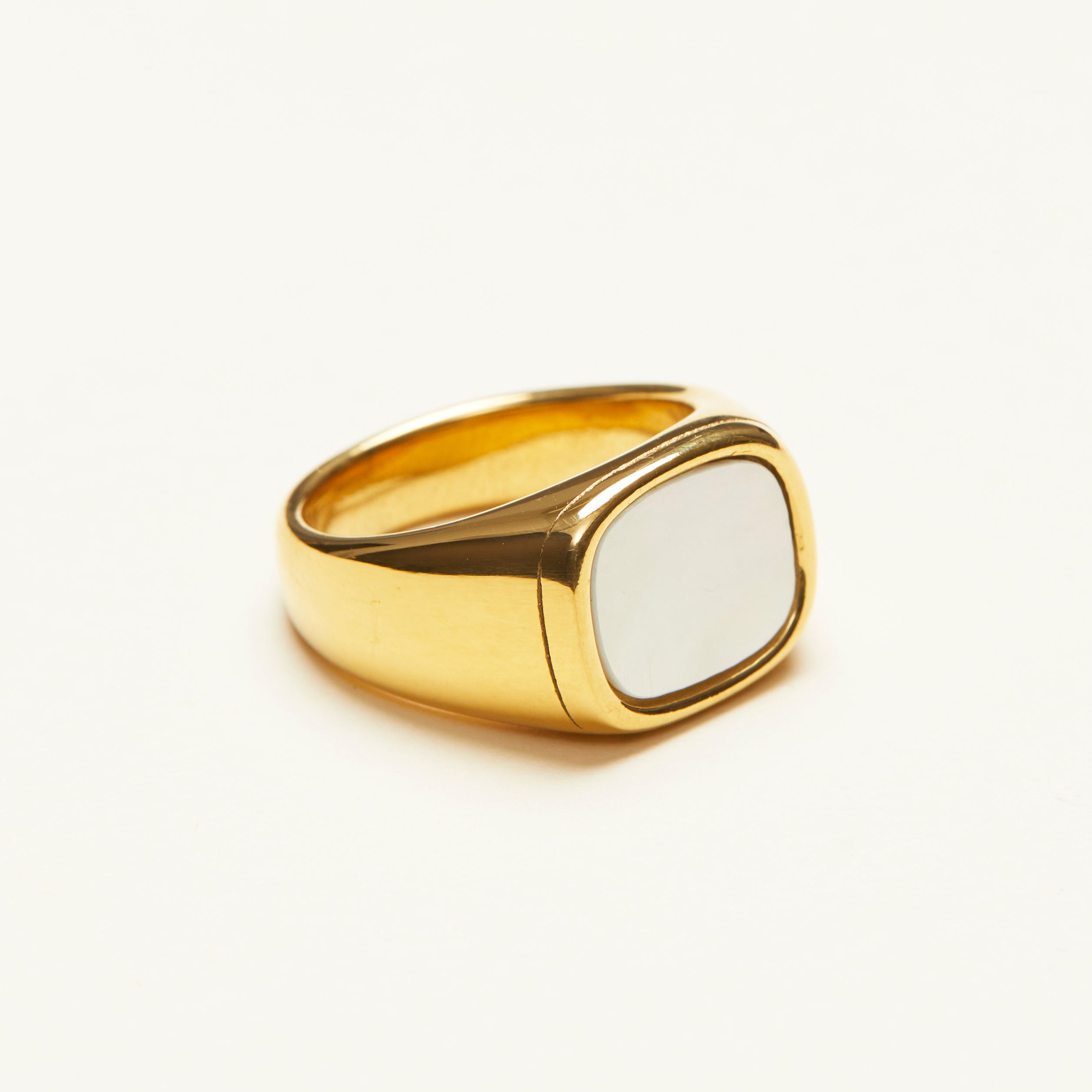 Mother Pearl Signet Ring