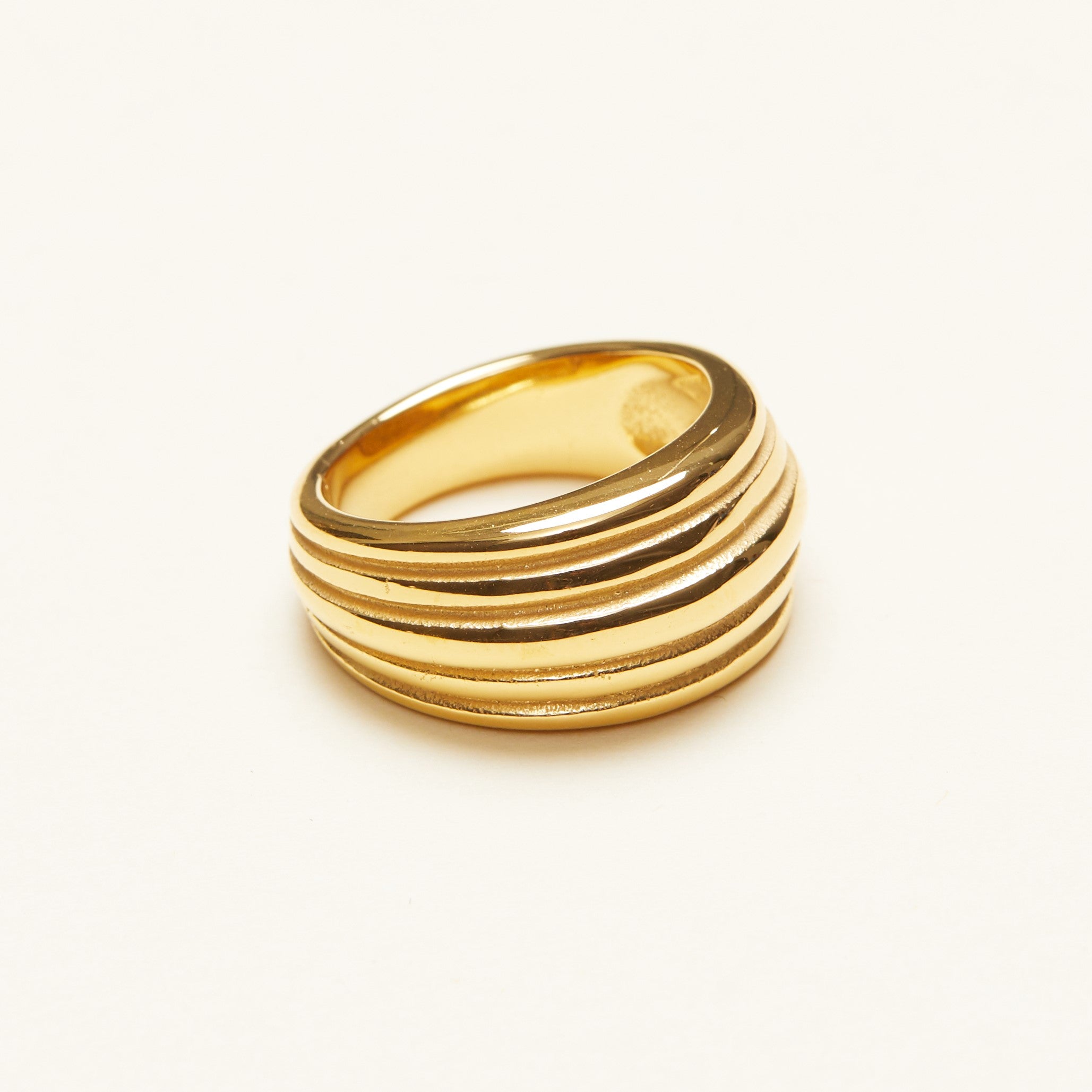 Wide Curve Dome Ring