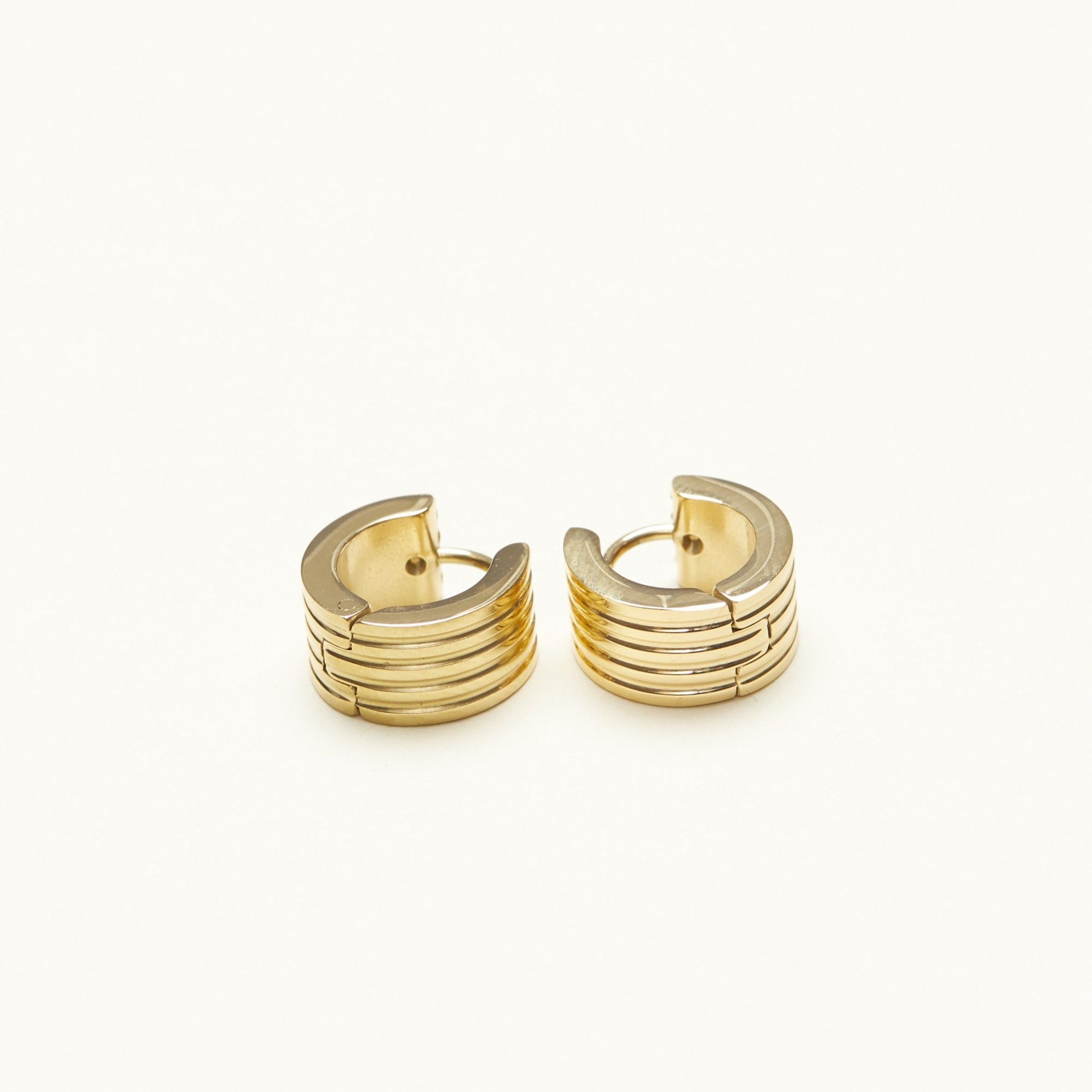 Huggie Hoops