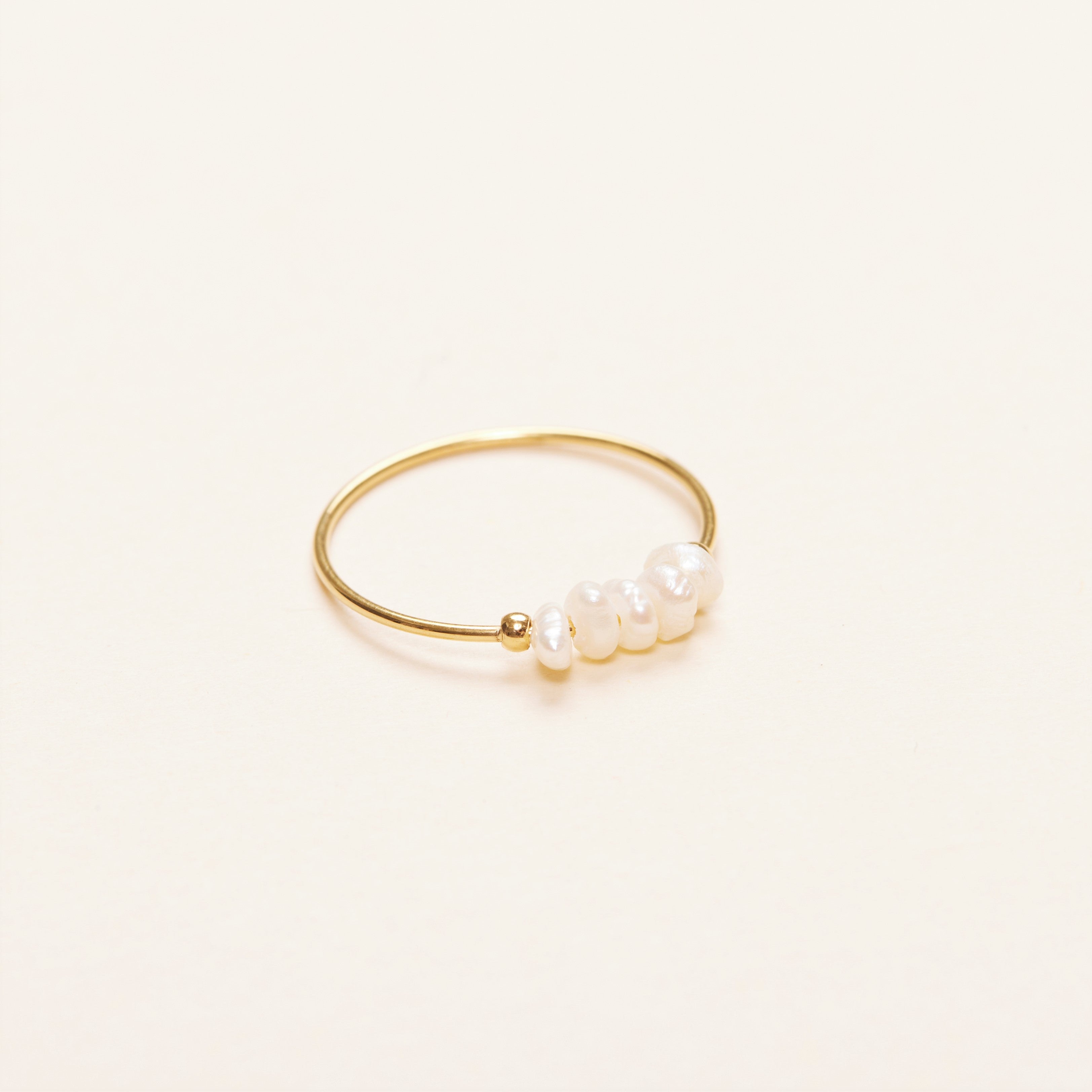 Mini Freshwater Band Ring