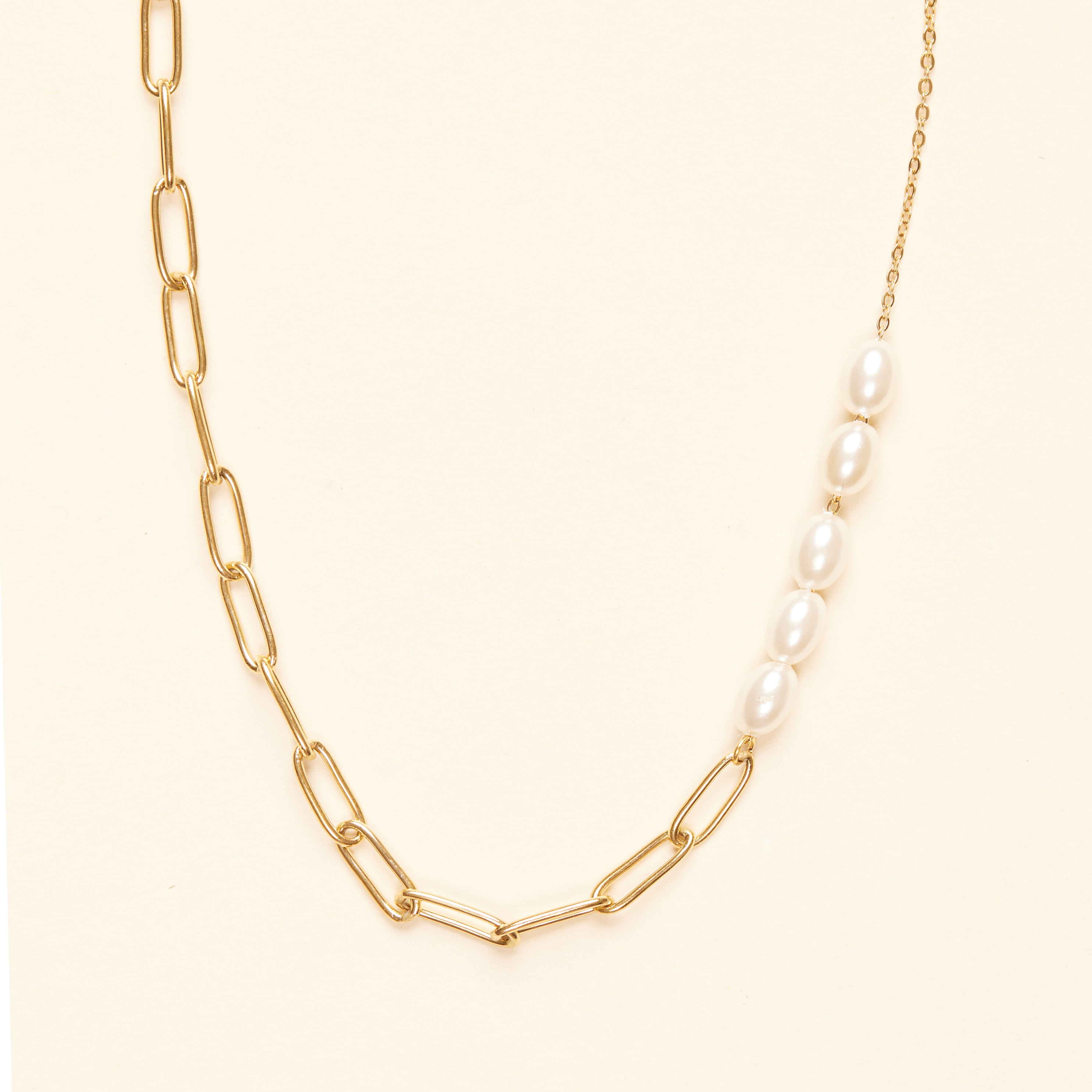 Pearl Paperclip Chain Necklace